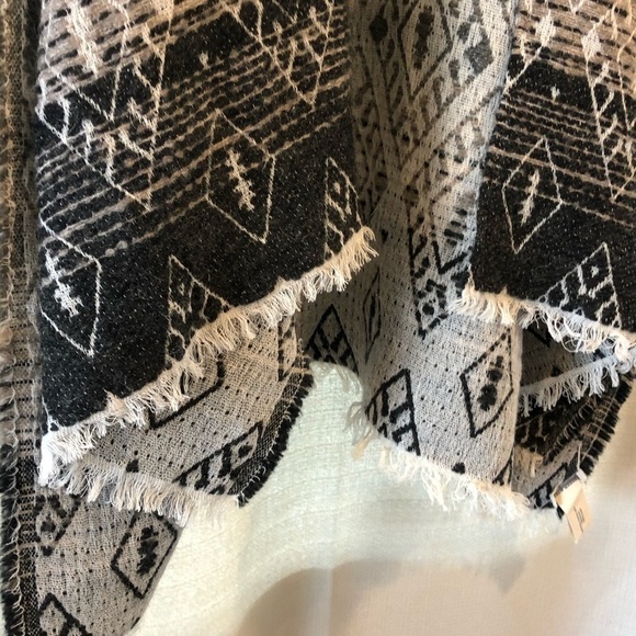 LUCKY BRAND Poncho Wrap Open Front Wool Blend - Picture 2 of 9